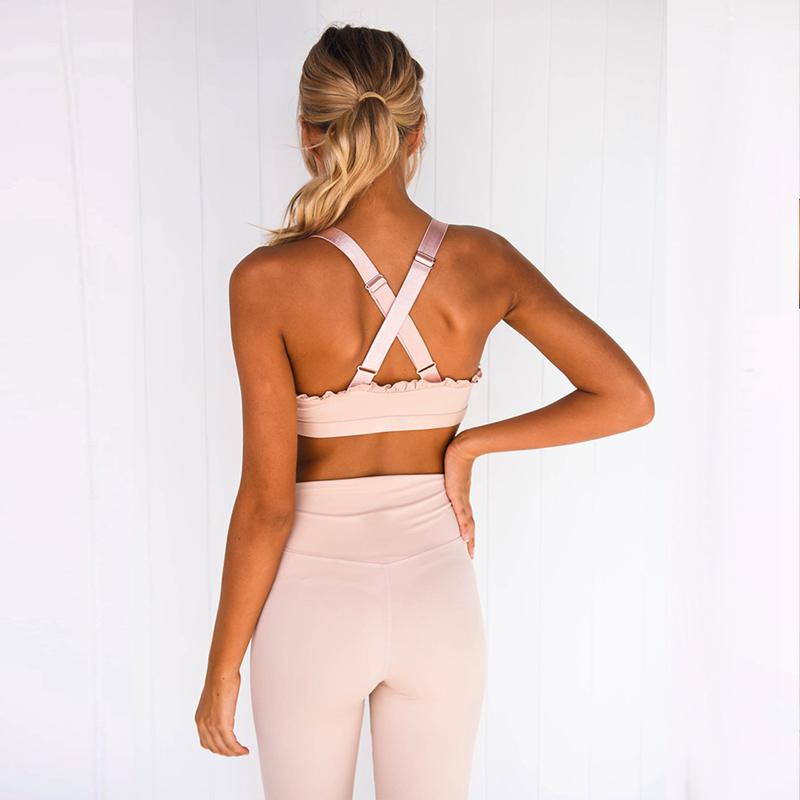 Costa Rica - Set Yoga pants + sports bra - TOP 10 BASICS - Emilie Bramly